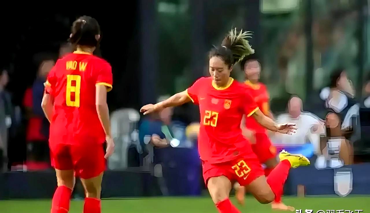 世界女足联赛突围赛加拿大女足占先机的简单介绍