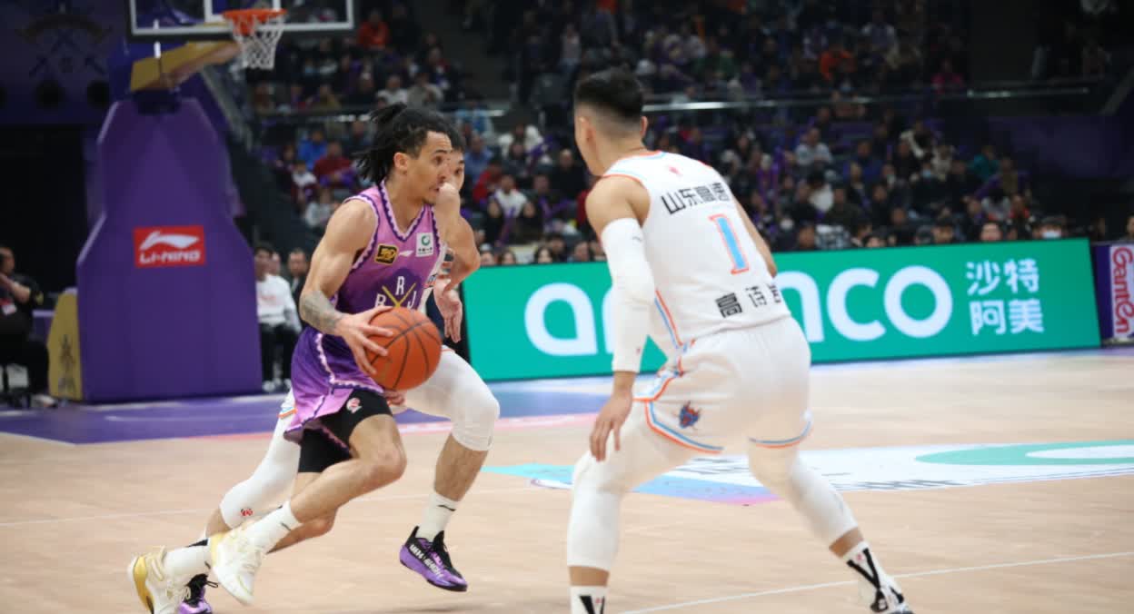 江苏队翻盘深圳队,获得胜利 江苏队翻盘深圳队,获得胜利