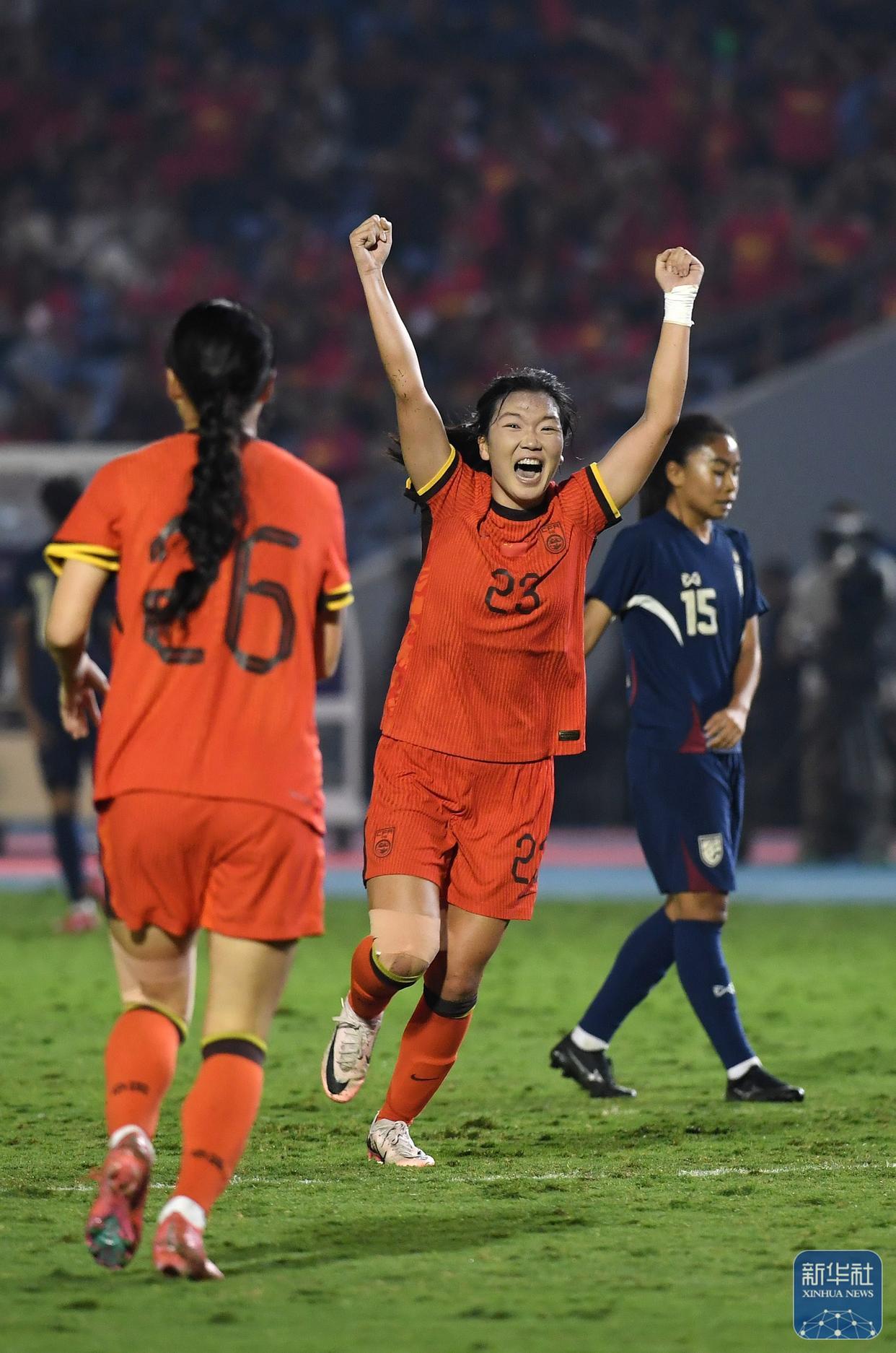 日本女足再次展现实力,成功晋级比赛 日本女足再次展现实力,成功晋级比赛