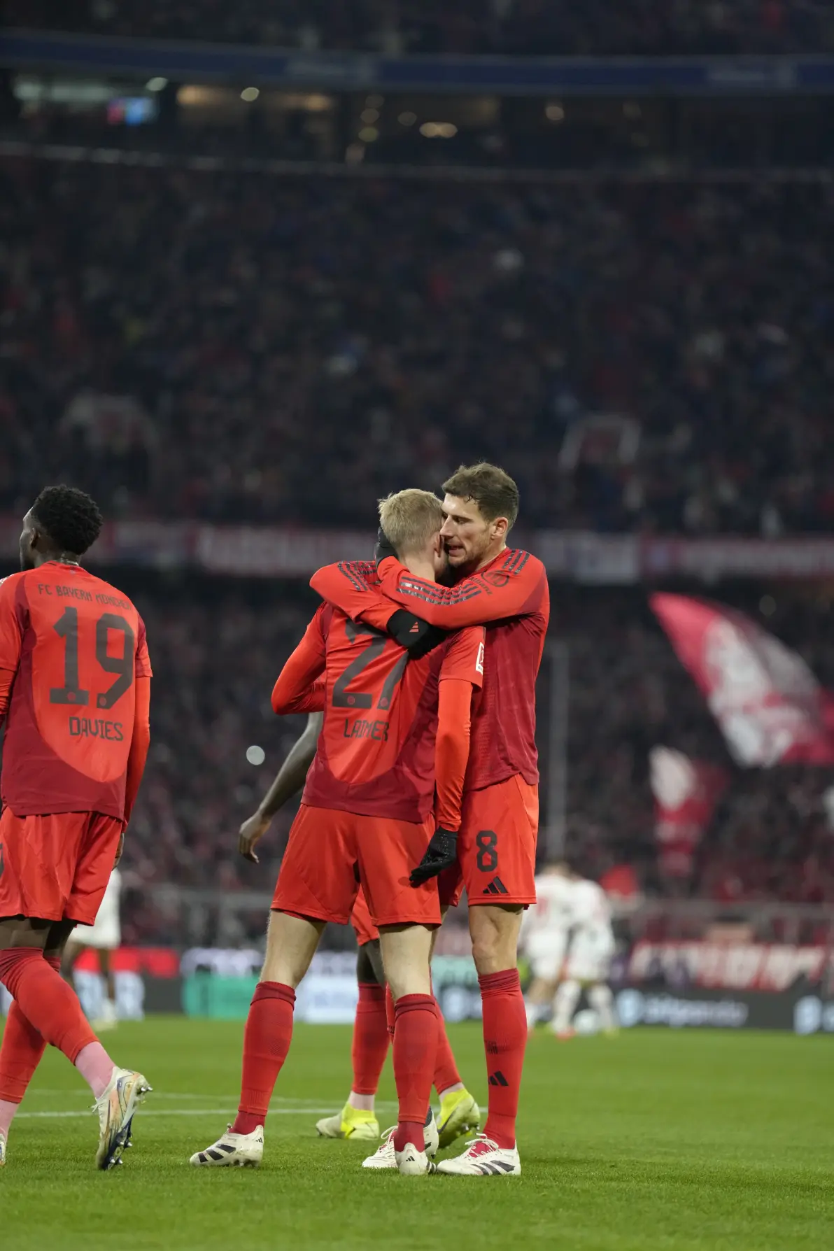 关于拜仁慕尼黑3-1战胜RB莱比锡，夺得德甲联赛冠军的信息