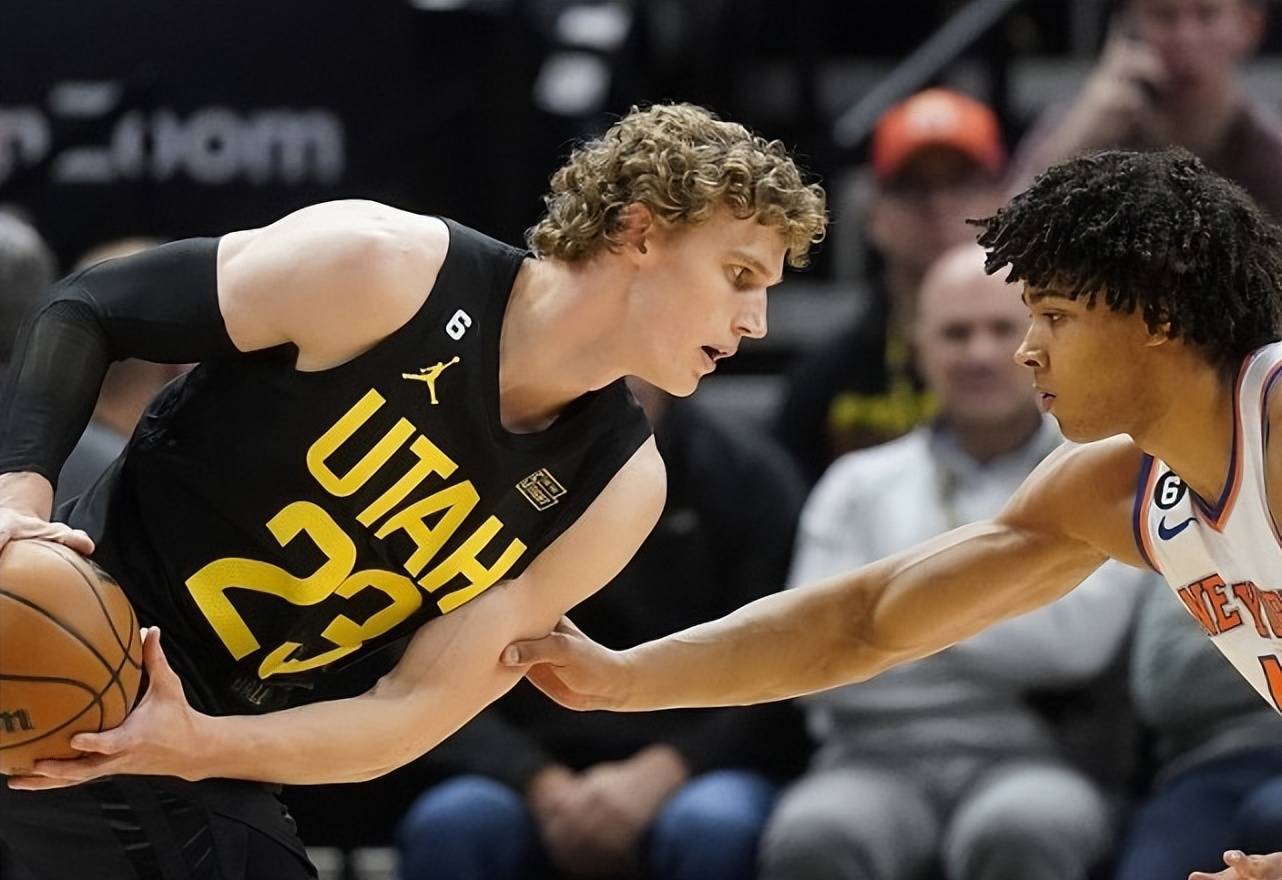 尼克斯擒下爵士，兰多夫妙传的简单介绍