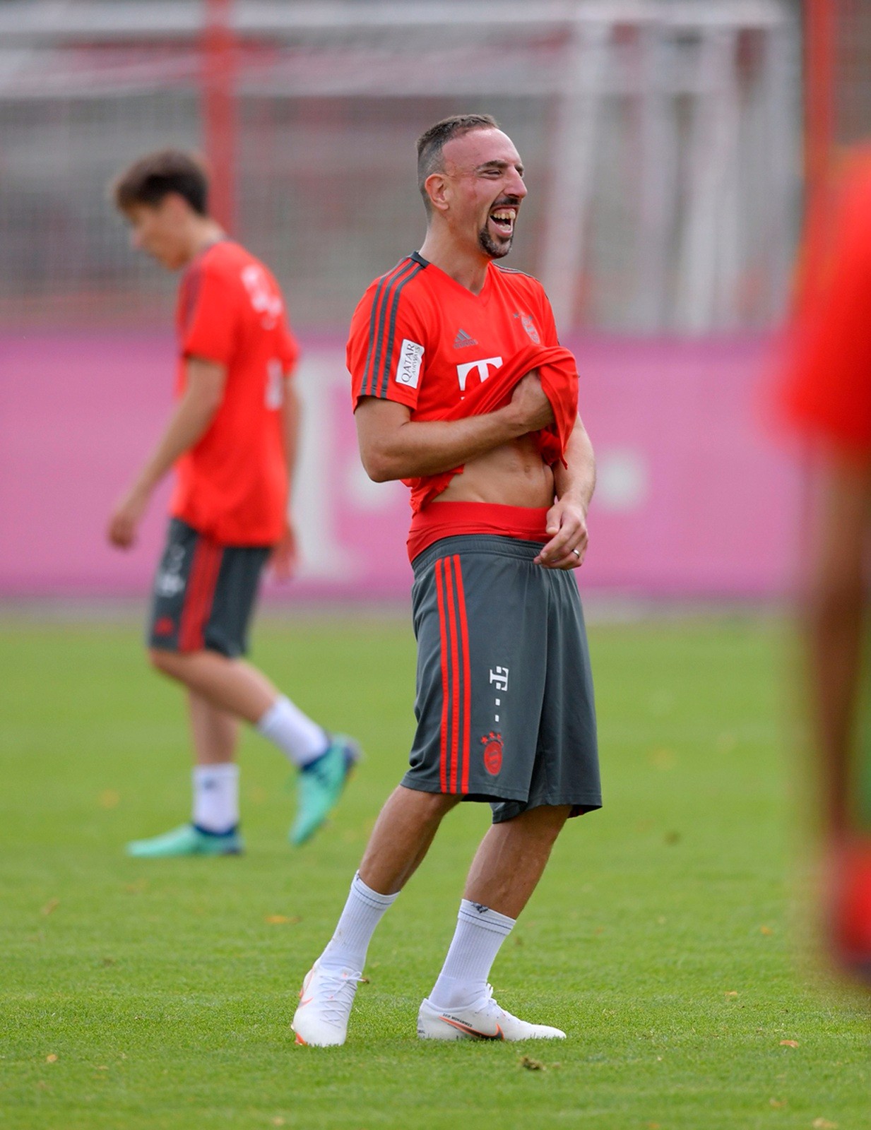 爵士主帅宣布因病缺席,球队助教代理指挥 爵士主帅宣布因病缺席,球队助教代理指挥